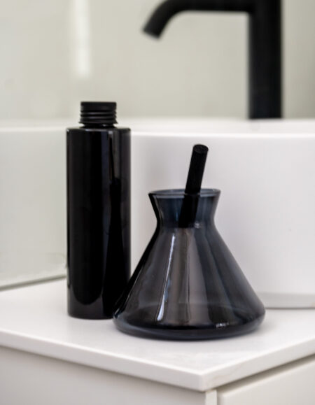 Night shades diffuser