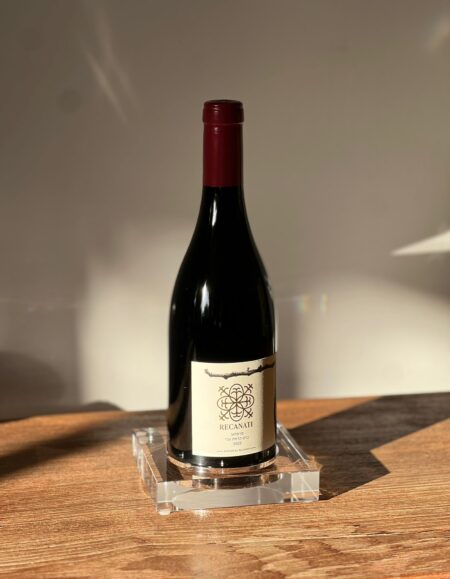 מעמד לבקבוק יין